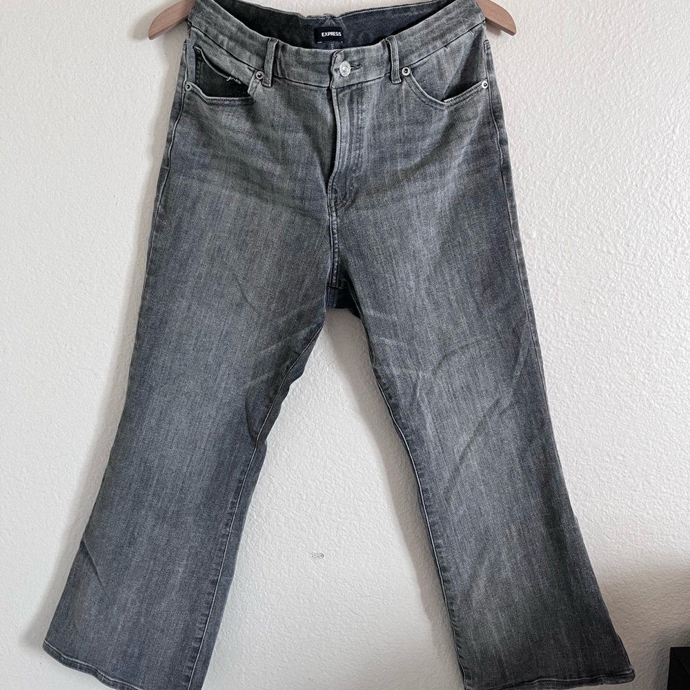 Express Cropped Flare Jeans